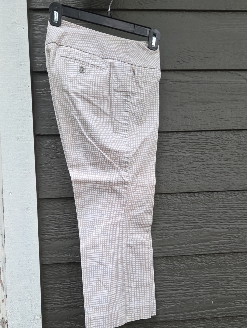 Express Studio Toupe Micro Check Stretch Capris Pants Womens Size 2